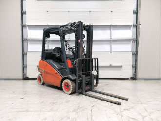 Used Forklift Truck LINDE H16T-01 GAS VIERRADFRONTSTAPLER (12816745)