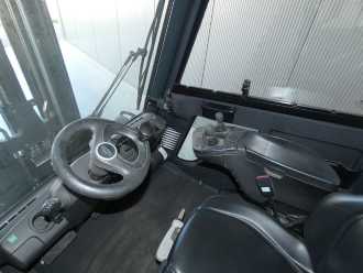 Used Forklift Truck LINDE H30T-02 GAS VIERRADFRONTSTAPLER (13076017)