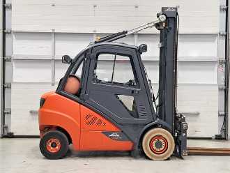Used Forklift Truck LINDE H30TCNG-02 GAS VIERRADFRONTSTAPLER (12833610)