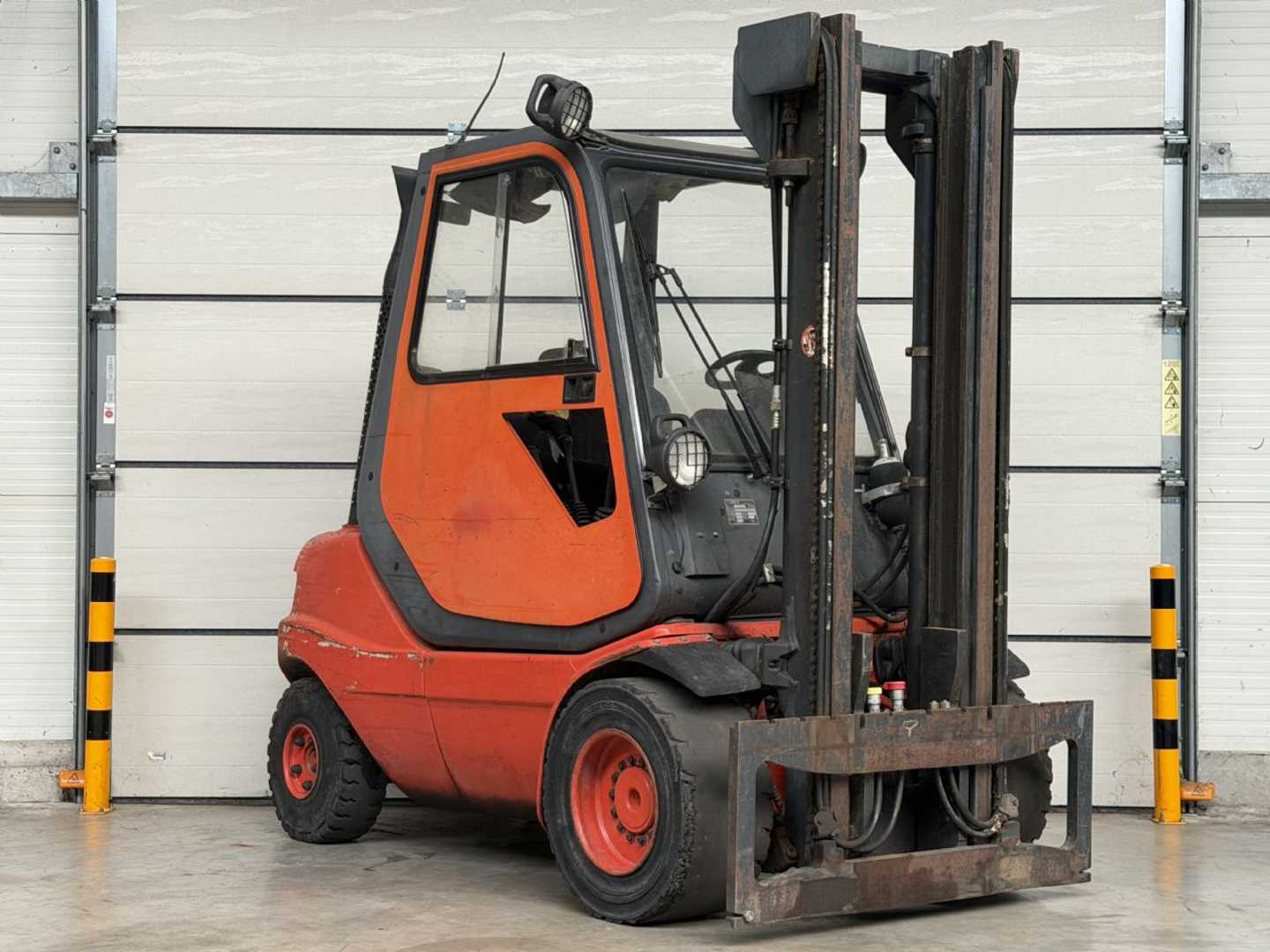 Used Forklift Truck LINDE H35D-03 DIESEL VIERRADFRONTSTAPLER (13074488)