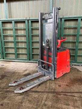 Used Forklift Truck LINDE L12APi 133 ELEKTRO MITTELHUBKOMMISSIONIERER (13029629) backdrop