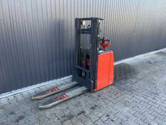 Used Forklift Truck LINDE L14 ELEKTRO HOCHHUBWAGENDEICHSEL (13075974) backdrop