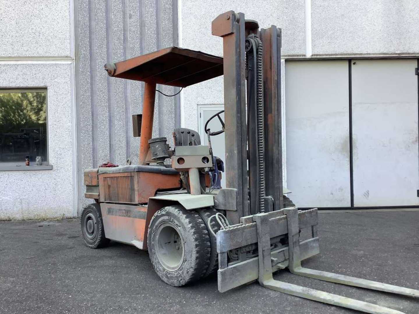 Used Forklift Truck LUGLI 40 C DIESEL VIERRADFRONTSTAPLER (13036482)