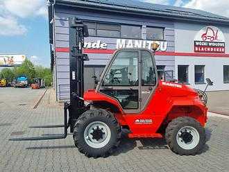 Used Forklift Truck MANITOU M26-4 rough terrain forklift DIESEL GELAENDESTAPLER (13013907) backdrop