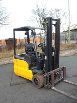 Used Forklift Truck OM XE 18 3ac ELEKTRO DREIRADFRONTSTAPLER (12910494)