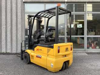 Used Forklift Truck OM XE 18 ELEKTRO DREIRADFRONTSTAPLER (13076400)