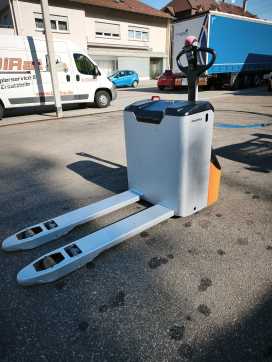 Used Forklift Truck STILL ECU 20 ELEKTRO NIEDERHUBWAGENSEMIELEKTRISCH (13070549) backdrop