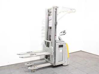 Used Forklift Truck STILL EXV-SF 14 i ELEKTRO HOCHHUBWAGENDEICHSEL (13075074) backdrop
