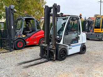 Used Forklift Truck UNICARRIERS YG1D2A32Q DIESEL VIERRADFRONTSTAPLER (13076214) backdrop