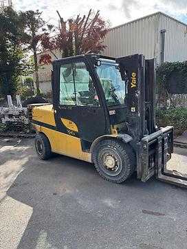 Used Forklift Truck YALE GDP55VX DIESEL VIERRADFRONTSTAPLER (12985856) backdrop