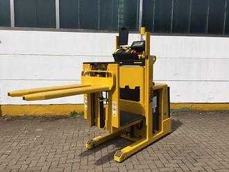 Used Forklift Truck YALE MO 10 E ELEKTRO MITTELHUBKOMMISSIONIERER (12028040) backdrop