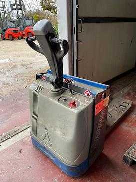 Used Forklift Truck ARMANNI TPE SL SMART ELEKTRO NIEDERHUBWAGENDEICHSEL (12983096) backdrop