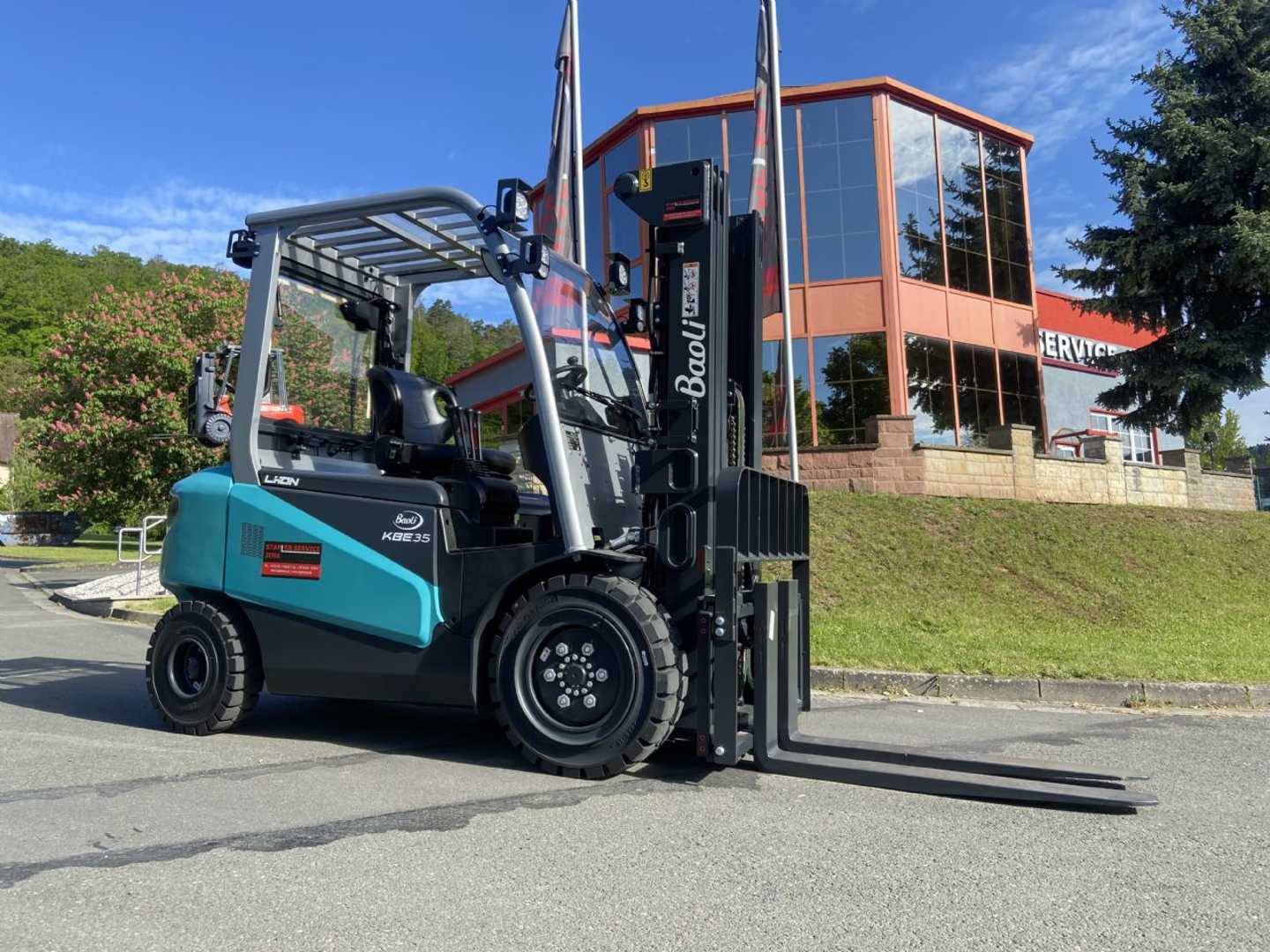 Used Forklift Truck BAOLI KBE 35 BM Lithium ELEKTRO VIERRADFRONTSTAPLER (13025010)
