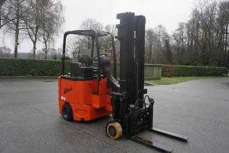 Used Forklift Truck BENDI BE 40-AC-RM - Nur 5606 Stunden ELEKTRO HOCHREGALSCHMALGANGSTAPLER (13011327) backdrop