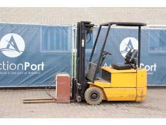 Used Forklift Truck BOSS SJ13-70MK V/A-1 ELEKTRO VIERRADFRONTSTAPLER (13062985) backdrop