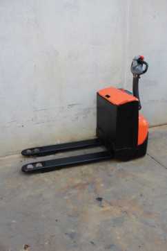 Used Forklift Truck BT LWE 160 ELEKTRO NIEDERHUBWAGENSEMIELEKTRISCH (13034343) backdrop
