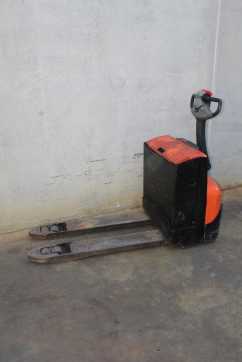 Used Forklift Truck BT LWE 180 ELEKTRO NIEDERHUBWAGENSEMIELEKTRISCH (12991067)