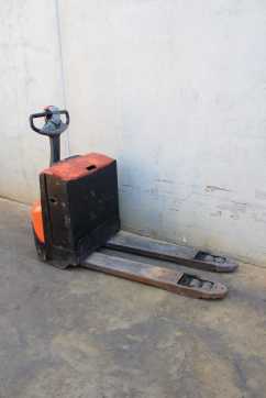 Used Forklift Truck BT LWE 180 ELEKTRO NIEDERHUBWAGENSEMIELEKTRISCH (12991067)