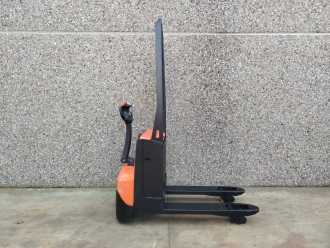 Used Forklift Truck BT LWE180 ELEKTRO NIEDERHUBWAGENSEMIELEKTRISCH (13076580)
