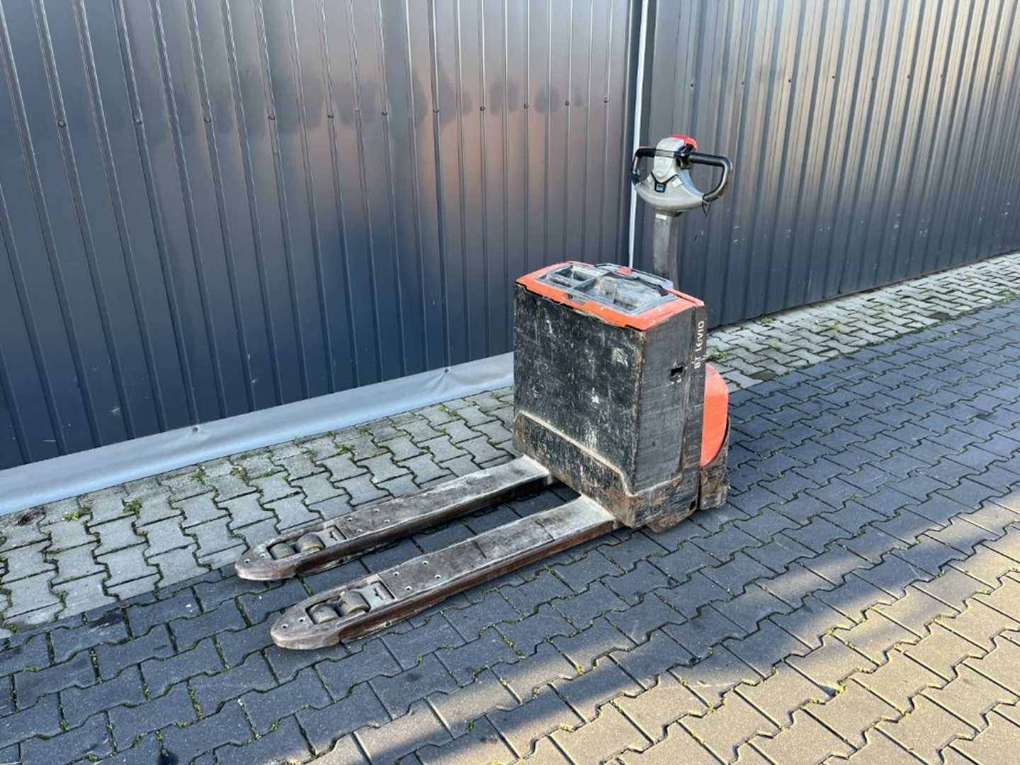 Used Forklift Truck BT LWE200 ELEKTRO NIEDERHUBWAGENDEICHSEL (13075458)