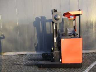 Used Forklift Truck BT RRE120M ELEKTRO SCHUBMASTSTAPLER (13021991) backdrop