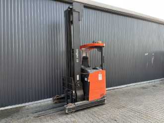 Used Forklift Truck BT RRE140H ELEKTRO SCHUBMASTSTAPLER (13075654) backdrop