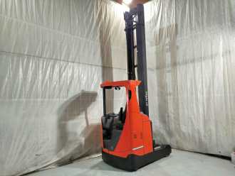 Used Forklift Truck BT RRE180E ELEKTRO SCHUBMASTSTAPLER (13020297) backdrop