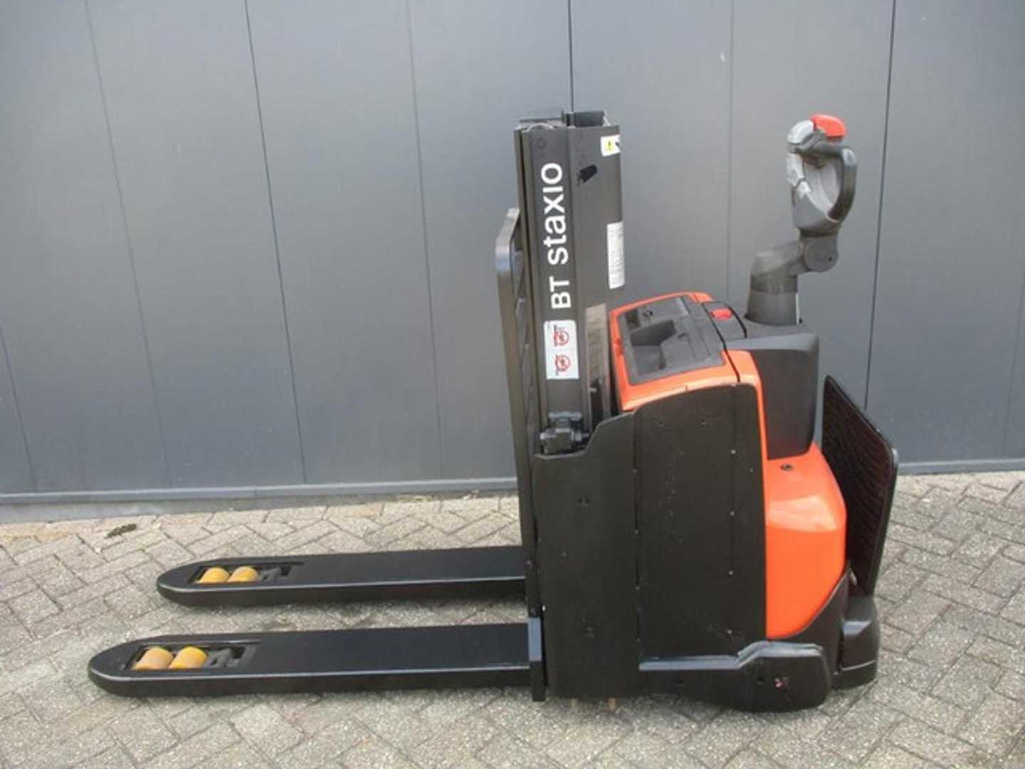 Used Forklift Truck BT SWE200D ELEKTRO HOCHHUBWAGENFAHRERSTAND (12976410)