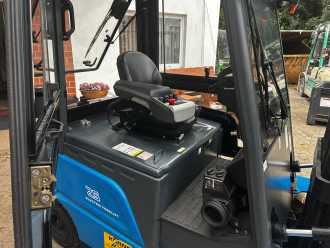 Used Forklift Truck BYD ECB25C ELEKTRO VIERRADFRONTSTAPLER (12979324)