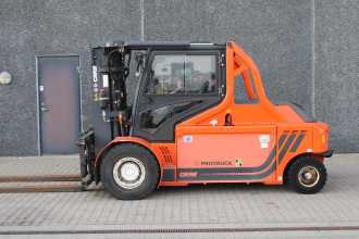 Used Forklift Truck CARER KF90HD2 ELEKTRO VIERRADFRONTSTAPLER (13059474) backdrop