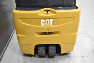 Used Forklift Truck CATERPILLAR 2ET4000 /56582/ ELEKTRO DREIRADFRONTSTAPLER (13042928)
