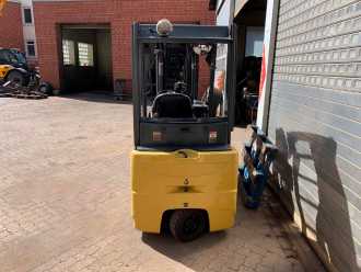 Used Forklift Truck CATERPILLAR 2ET4000 ELEKTRO DREIRADFRONTSTAPLER (12799749)