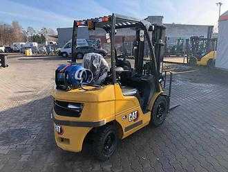 Used Forklift Truck CATERPILLAR CAT GP25N GAS VIERRADFRONTSTAPLER (13065251)