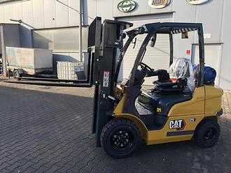 Used Forklift Truck CATERPILLAR CAT GP25N GAS VIERRADFRONTSTAPLER (13065251)