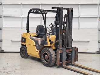 Used Forklift Truck CATERPILLAR DP30N DIESEL VIERRADFRONTSTAPLER (13060673)