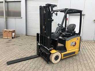 Used Forklift Truck CATERPILLAR EP16ACNT ELEKTRO DREIRADFRONTSTAPLER (13063214)