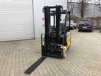 Used Forklift Truck CATERPILLAR EP16ACNT ELEKTRO DREIRADFRONTSTAPLER (13063214)