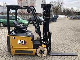 Used Forklift Truck CATERPILLAR EP16ACNT ELEKTRO DREIRADFRONTSTAPLER (13063214)