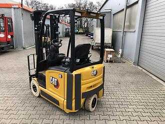 Used Forklift Truck CATERPILLAR EP16ACNT ELEKTRO DREIRADFRONTSTAPLER (13063214)