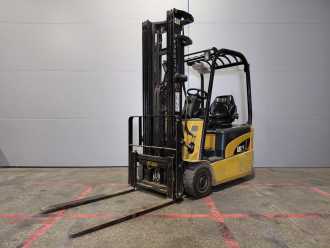 Used Forklift Truck CATERPILLAR EP16NT ELEKTRO DREIRADFRONTSTAPLER (13036791)
