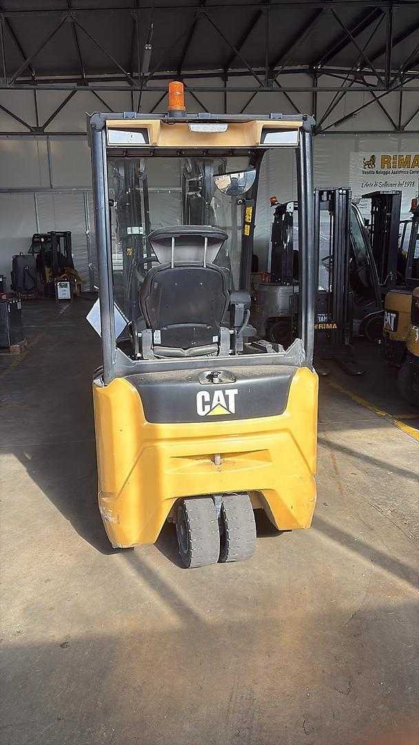 Used Forklift Truck CATERPILLAR EP18ACNT ELEKTRO DREIRADFRONTSTAPLER (13060344)