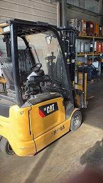 Used Forklift Truck CATERPILLAR EP18ACNT ELEKTRO DREIRADFRONTSTAPLER (13060344)