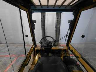 Used Forklift Truck CATERPILLAR GP25 GAS VIERRADFRONTSTAPLER (13069404)