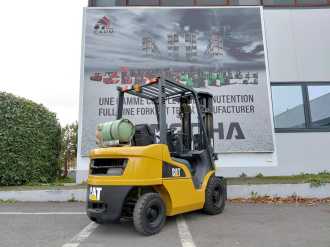 Used Forklift Truck CATERPILLAR GP25N GAS VIERRADFRONTSTAPLER (12999265)