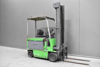 Used Forklift Truck CESAB EKO/KD 250 /58658/ ELEKTRO VIERRADFRONTSTAPLER (13066180) backdrop
