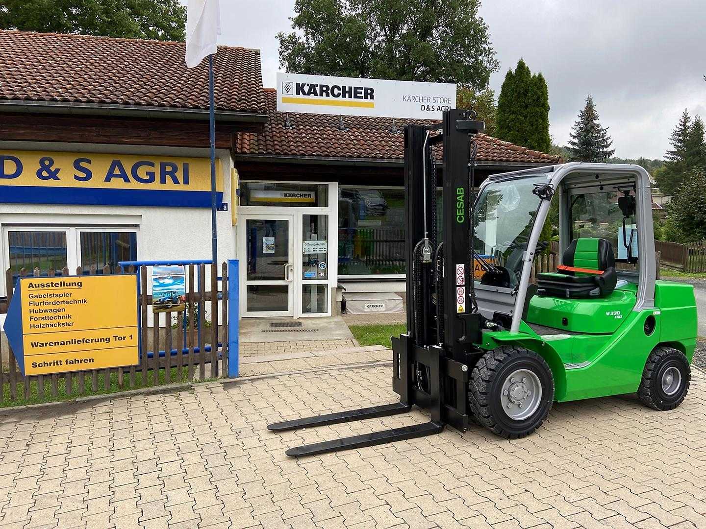 Used Forklift Truck CESAB M330DV DIESEL VIERRADFRONTSTAPLER (13062734)