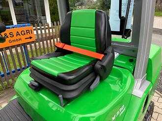 Used Forklift Truck CESAB M330DV DIESEL VIERRADFRONTSTAPLER (13062734)