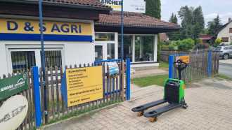 Used Forklift Truck CESAB P015i ELEKTRO NIEDERHUBWAGENSEMIELEKTRISCH (13062732) backdrop