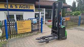 Used Forklift Truck CESAB S214L ELEKTRO HOCHHUBWAGENDEICHSEL (13062737) backdrop