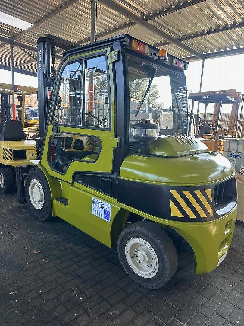 Used Forklift Truck CLARK C40D DIESEL VIERRADFRONTSTAPLER (12938240)